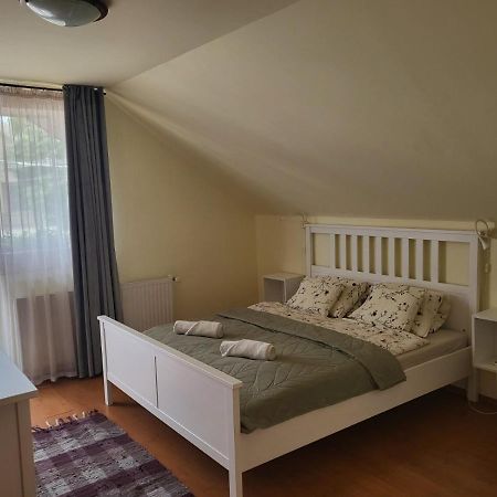 Arpad Apartman Hajduszoboszlo Exterior photo